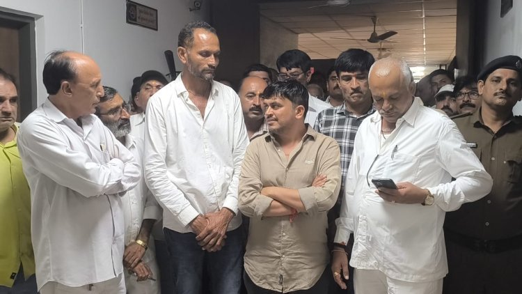 આલ્ફા સ્કુલની હોસ્ટેલમાં વિદ્યાર્થીને માર મારવાના બનાવનાં વિરોધમાં સમસ્ત આહિર સમાજ દ્વારા રેલી-આવેદનપત્ર