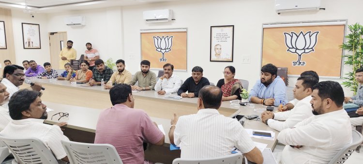 જૂનાગઢમાં સફાઈ કર્મચારીઓના આંદોલનનો અંત : શહેરમાં આજથી સફાઈની કામગીરી પુન: શરૂ