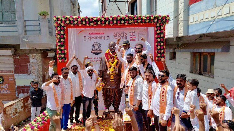 યાત્રાધામ વીરપુરમાં સરદાર સન્માન યાત્રાનું ભવ્ય સ્વાગત કરવામાં આવ્યું.