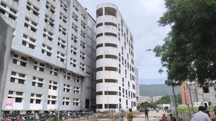 કરોડોનાં ખર્ચે બનેલી જૂનાગઢની સિવિલ હોસ્પીટલનાં અંધેર વહીવટથી દર્દીઓ પરેશાન