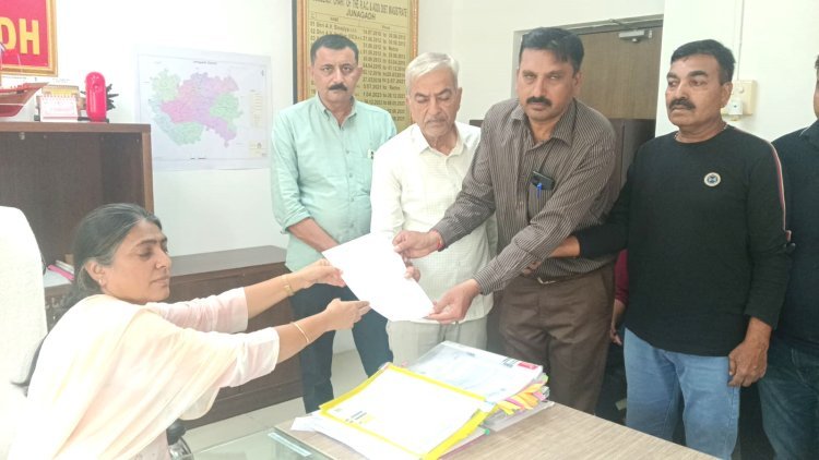 સર્વોદયનગર સોસયાટી જાેષીપરામાં લઘુમતીને મકાન નહીં આપવા આવેદનપત્ર અપાયું