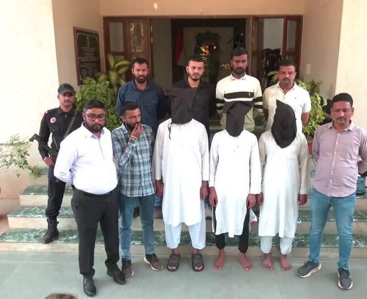 ગુજરાતમાંથી પકડાયેલા આતંકીઓ મુદ્દે મોટો ખુલાસો RSS કાર્યાલય અને અમદાવાદના વિસ્તારોની રેકી કરી વીડિયો પાકિસ્તાન મોકલ્યા