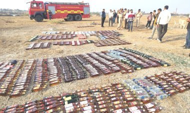 ખંભાળિયા વિસ્તારમાંથી ઝડપાયેલા ૧૪૪૪ બોટલ વિદેશી દારૂના જથ્થાનો નાશ કરાયો