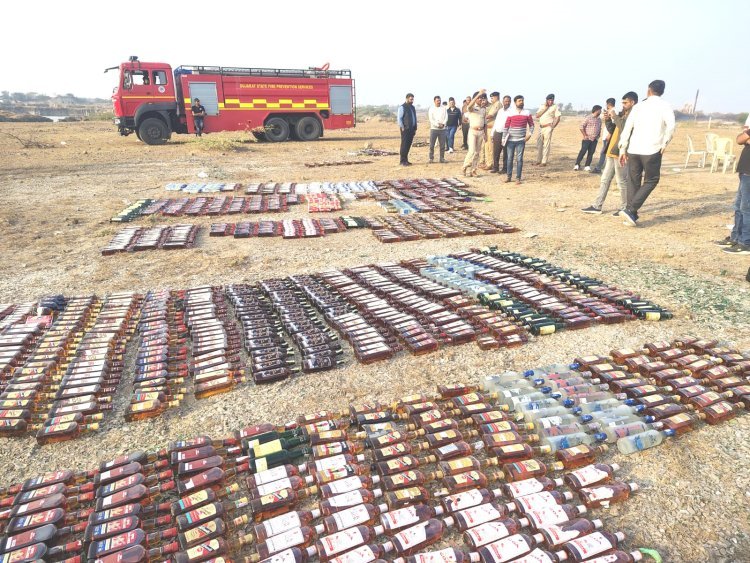 ખંભાળિયા વિસ્તારમાંથી ઝડપાયેલા ૧૪૪૪ બોટલ વિદેશી દારૂના જથ્થાનો નાશ કરાયો