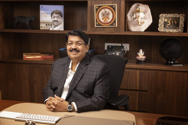 રિલાયન્સ ઇન્ડસ્ટ્રીઝ લિમિટેડ (RIL)ના કોર્પોરેટ અફેર્સના ડાયરેકટર તથા YSR કોંગ્રેસના સાંસદ તરીકે રાજ્યસભામાં આંધ્રપ્રદેશનું પ્રતિનિધત્વ કરતાં પરિમલભાઈ ધીરજલાલ નથવાણીનો આગામી 1લી ફ્રેબ્રૂઆરીના રોજ જન્મદિવસ છે.