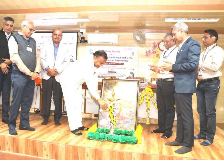 જૂનાગઢ કૃષિ યુનિવર્સિટી ખાતે એ.આઈ. આધારિત સ્માર્ટ સુક્ષ્મ સિંચાઈ ઉપર રાષ્ટ્રીય લઘુ શૈક્ષણિક કાર્યક્રમનો પ્રારંભ
