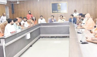 કલેક્ટર અનિલકુમાર રાણાવસિયા અને એસ.પી સુબોધ ઓડેદરાએ  મહાશિવરાત્રી મેળામાં  વિશેષ આયોજન સાથે જિલ્લા વહીવટી તંત્ર દ્વારા કરવામાં આવી રહેલી પૂર્વ તૈયારીની મંત્રીઓ અને સાધુ સંતોને માહિતી આપી