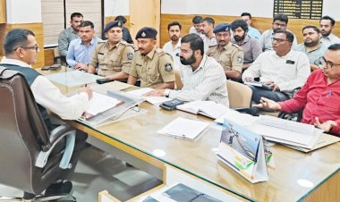 દ્વારકામાં ફુલડોલ ઉત્સવના સુચારૂ આયોજન હેતુ પ્રાંત અધિકારીની અધ્યક્ષતામાં બેઠક યોજાઈ