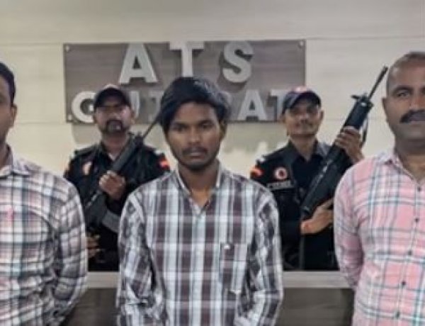 ગુજરાત ATSએ પાકિસ્તાનથી પિસ્તોલ, હેન્ડગ્રેનેડ અને હેરોઈન સપ્લાઈ કરતા શખ્સને અમદાવાદના રખિયાલ ખાતેથી ઝડપ્યો