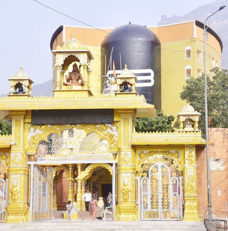 શિવરાત્રી મેળાની તડામાર તૈયારી ભવનાથ મહાદેવ મંદિર લાઈટ ડેકોરેશનથી ઝળહળી ઉઠયું