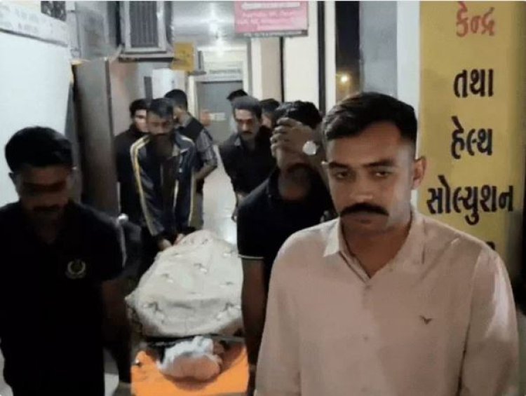 જૂનાગઢ શહેરમાં રાયજીબાગ સ્થિત ટ્રાન્સગ્લોબ સ્ટડી સેન્ટરમાં યુવાને પેટ્રોલ છાંટી અગ્નિસ્નાન કરી લીધું : પ્રેમપ્રકરણ હોવાની ચર્ચા