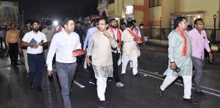 રાજ્યના કેબિનેટ મંત્રી ડો. પ્રદ્યુમન વાજા અને ઉર્જા રાજ્યમંત્રી કૌશિકભાઈ વેકરીયાએ મહાશિવરાત્રીના મેળાના રૂટનું પગપાળા ચાલીને નિરીક્ષણ કર્યું