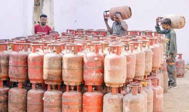 કાળા બજારમાં એલપીજી સિલીન્ડરનો ભાવ રૂા.૧પ૦૦