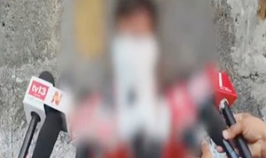 અંબાજી મંદિરના ભંડારમાં પાર્ટીનો વિડીયો પાંચ માસ જુનો બેસતા વર્ષના દિવસે ચીકન-દારૂ પાર્ટી યોજાઈ હતી : પૂજારી અભીષેક ચૌહાણ પણ તેમાં હાજર હતો : સગીરનો સનસનીખેજ ખુલાસો