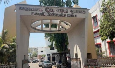 રસ્તાની સુવિધા આપવામાં નિષ્ફળ રહેલ જૂનાગઢ કોર્પોરેશનને ‘ખાડા એટલા દંડ’ શા માટે નહીં?