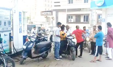 દેવભૂમિ દ્વારકામાં પેટ્રોલ-ડીઝલની તંગીથી યાત્રિકો-સ્થાનિકોની પંપ પર લાગી કતારો