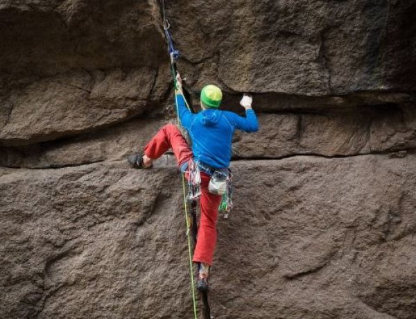 સાહસના શોખીનો માટે સુવર્ણ તક: રાજ્ય સરકાર દ્વારા માઉન્ટ આબુ ખાતે નિ:શુલ્ક પર્વતારોહણ તાલીમ શિબિર યોજાશે