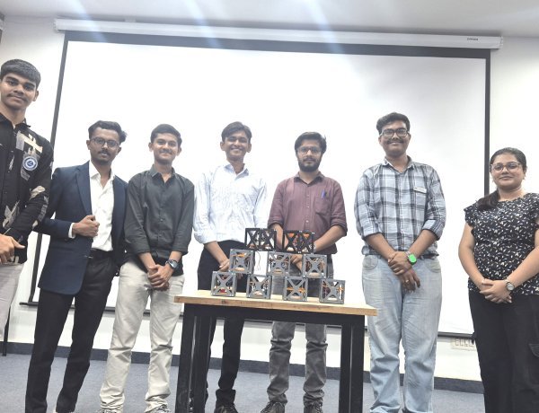 સેટેલાઇટ બનાવવું હવે બન્યું સરળ! ડો. સુભાષ યુનિવર્સિટી ખાતે “ક્યુબ-સેટ: જેનેસીસ” વર્કશોપનું સફળ આયોજન