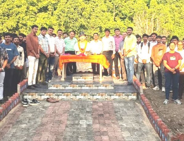 જૂનાગઢ સ્થિત વેટરનરી કોલેજમાં ‘શહીદ દિવસ’ની ભાવભીની ઉજવણી