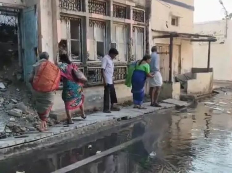 વિશ્વપ્રસિધ્ધ યાત્રાધામ સોમનાથ મંદિર ખાતે ઉભરાતા ગટરનાં ગંદા પાણીથી શ્રધ્ધાળુઓ ત્રાહીમામ