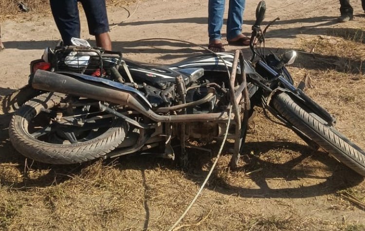 કોડીનારના ઘાટવડ ગામે કરૂણાંતીકા સર્જાઈ : બાઈક સવાર ૩ યુવકો પર ૧૧ કેવીનો વિજ વાયર પડતા ઘટના સ્થળે જ બે યુવાનોનાં કરૂણ મોત