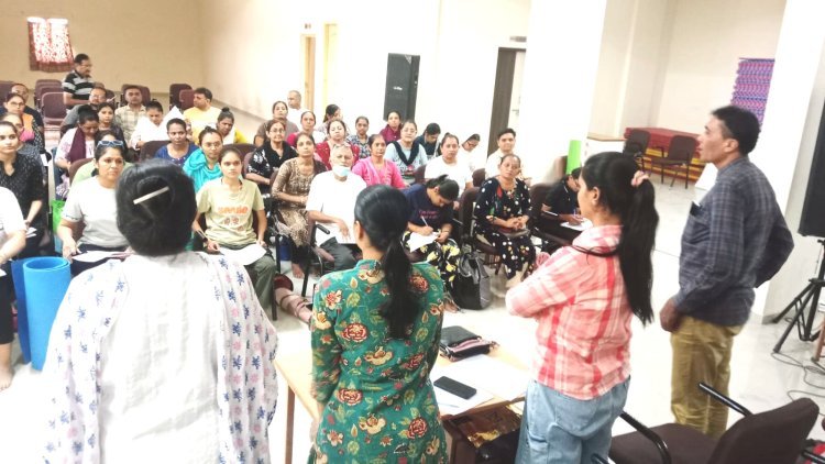 જૂનાગઢમાં ગુજરાત રાજ્ય યોગ બોર્ડ દ્વારા યોગ ટ્રેનરોની પરીક્ષા યોજાઈ