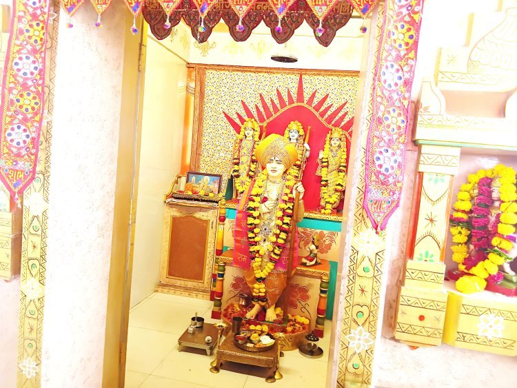 માંગરોળ : શ્રી જલારામ મંદિરે રામનવમી નિમિતે મહાઆરતી તેમજ સમૂહ ફરાળ મહાપ્રસાદનો કાર્યક્રમ સંપન્ન