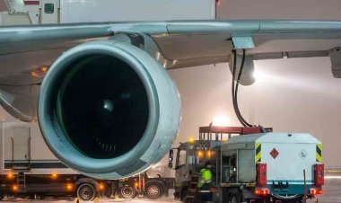 જેટ ફયુલના ભાવ વધતા એરલાઈન્સ પર સંકટ  દેશભરમાં વિમાની સેવા ઠપ્પ થઈ જવાની ભીતી