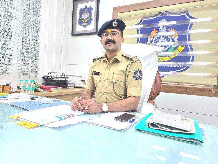 સોમનાથ પ્રભાસ પાટણ પોલીસ સ્ટેશનનો ચાર્જ સંભાળતા નવનિયુક્ત પોલીસ ઇન્સ્પેક્ટર