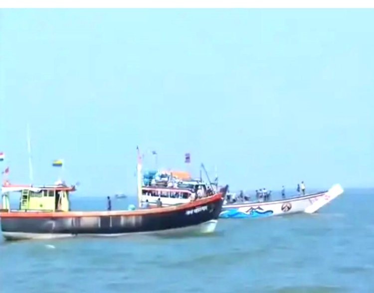 ઉનાના નવાબંદરની એક માછીમારી કરવા ગયેલ બોટ મધદરિયે પલ્ટી મારી જતા ડૂબી ગઈ, 6 ખલાસીઓનો આબાદ બચાવ