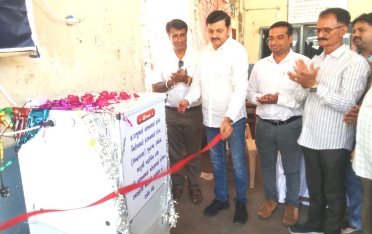 ઉનાળાની કાળઝાળ ગરમીમાં ડ્રાઈવર, કંડકટર, સ્ટાફ માટે જૂનાગઢ એસ.ટી. વર્કશોપમાં  ઠંડા પાણીનું કુલર ખુલ્લુ મુકવામાં આવ્યું