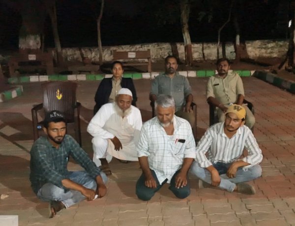 ગીર જંગલમાં ગેરકાયદેસર પ્રવેશ અંગે ચાર શખ્સો ઝડપાયા