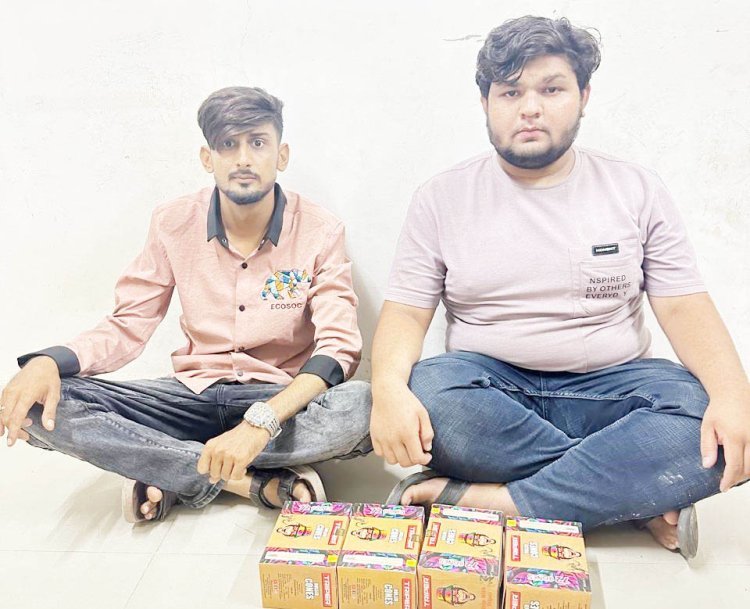 ચૌટા ચેક પોસ્ટ પરથી મીઠાપુર અને ઉપલેટાના બે ઈસમો પ્રતીબંધિત ગોગો સ્ટીક સાથે ઝડપાયા