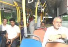 મેયર, ધારાસભ્ય સહિત પદાધિકારીઓએ બસમાં મુસાફરી કરી એમ.સી.એચ. હોસ્પિટલ, સ્પોર્ટસ હોસ્ટેલની મુલાકાત લીધી