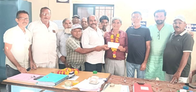 મેંદરડા ગ્રામ પંચાયત દ્વારા નિવૃત્ત કર્મચારીઓને રૂા.1.26 કરોડ રૂપિયાનું એરીયસ ચુકવ્યું