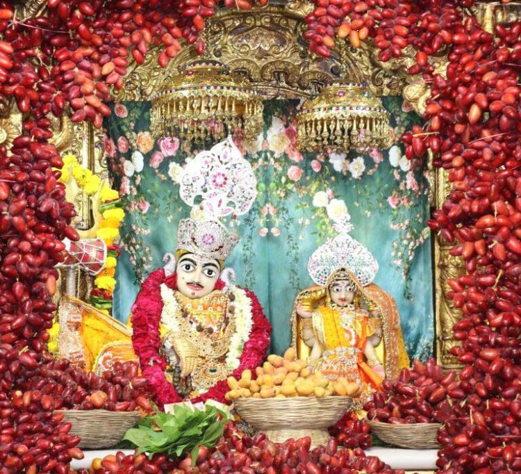જૂનાગઢનાં શ્રી સ્વામિનારાયણ મુખ્ય મંદિર ખાતે પુનમ નિમિત્તે ભાવિકો ઉમટી પડયા : વિશેષ પુજાનાં કાર્યક્રમો યોજાયા