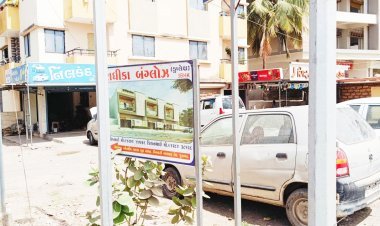જૂનાગઢ શહેરમાં મંજુરી વિના જાહેરાતના બોર્ડ લગાવનારને કોર્પોરેશન દ્વારા આકરો દંડ ફટકારાયો  