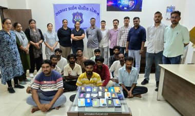 સોશિયલ મીડિયામાં ડમની આઈડી બનાવીને કોમી વૈમનસ્ય ફેલાય તેવું કૃત્ય કરવા સબબ 12 ની અટકાયત