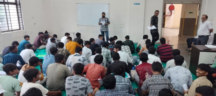 જૂનાગઢ જિલ્લાના મેંદરડા ખાતે “રોજગાર કાર્ડ એનાયત કાર્યક્રમ” તથા “કારકિર્દીલક્ષી માર્ગદર્શન સેમિનાર’’ નું આયોજન કરવામાં આવ્યું
