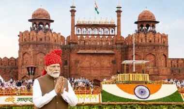 લાલ કિલ્લેથી PM મોદીનો યુવાનોને સંદેશ: વિકસિત ભારત માટે નવી વિચારસરણી અને આત્મનિર્ભરતા પર ભાર