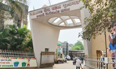મનપા બન્યાને બે દાયકા વિતી ગયા હોવા છતાં જૂનાગઢ શહેરમાં પ્રાથમીક સુવિધા પુરી પાડવામાં શાસકો નિષ્ફળ