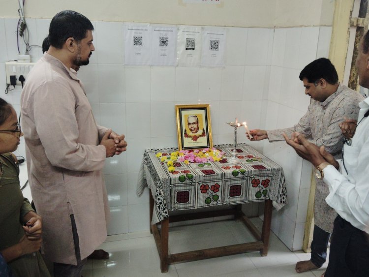 જૂનાગઢમાં રાષ્ટ્રીય ગ્રંથપાલ દિવસની ઉજવણી નિમિત્તે પુસ્તક પ્રદર્શન યોજાયું