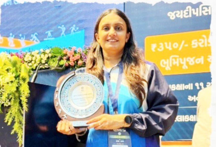 સોમનાથ અને જૂનાગઢ રેંન્જના ડીઆઇજીના ધર્મપત્ની વંદનાબાને ગાંધીનગર ખાતે શૂટિંગ સ્પર્ધાનો પ્રતિષ્ઠિત એવોર્ડ અપાયો