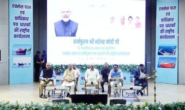 ગાંધીનગરમાં ડીપ-સી ફિશિંગ પર રાષ્ટ્રીય વર્કશોપ, ઊંડા સમુદ્રમાં માછીમારીથી માછીમારોની આવક અને સીફૂડ નિકાસ વધારવા પર મંથન