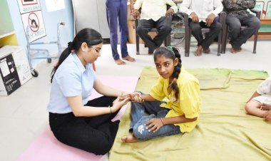 "Declaring Deaf People’s Human Rights”ની થીમ સાથે ૨૩ સપ્ટેમ્બર ‘આંતરરાષ્ટ્રીય સાઇન લેંગ્વેજ દિવસ‘ની વિશ્વભરમાં ઉજવણી કરવામાં આવે છે