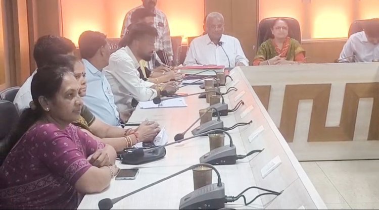 જૂનાગઢ મનપાની સ્ટેન્ડિંગ કમિટીની મિટીંગમાં રૂા.રર૭.૭૬ કરોડના કામોની મંજુરી અપાઈ