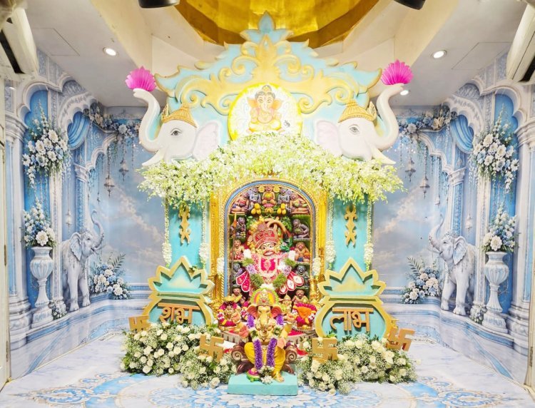 સાળંગપુરધામમાં ગણપતિ મહોત્સવ નિમિત્તે ગણેશ ચતુર્થીના પવિત્ર દિવસે શ્રીકષ્ટભંજન દેવ હનુમાનજીને શ્રી ગણેશજીની થીમ પર વિશેષ શણગાર કરાયો