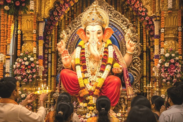 વિધ્નહર્તા દેવભગવાન  ગણેશજીની ભક્તિમાં રંગાયું જૂનાગઢ