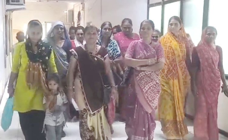 જૂનાગઢમાં સફાઈ કામદાર મહીલાઓની રજુઆત તંત્રએ સાંભળી નહીં 