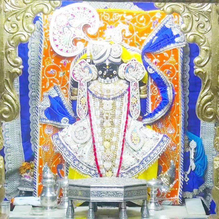 યાત્રાધામ દ્વારકામાં ભાદરવા સુદ પૂનમનાં કાળીયા ઠાકોરના દર્શન કરવા ભક્તોનું ઘોડાપુર ઉમટ્યું